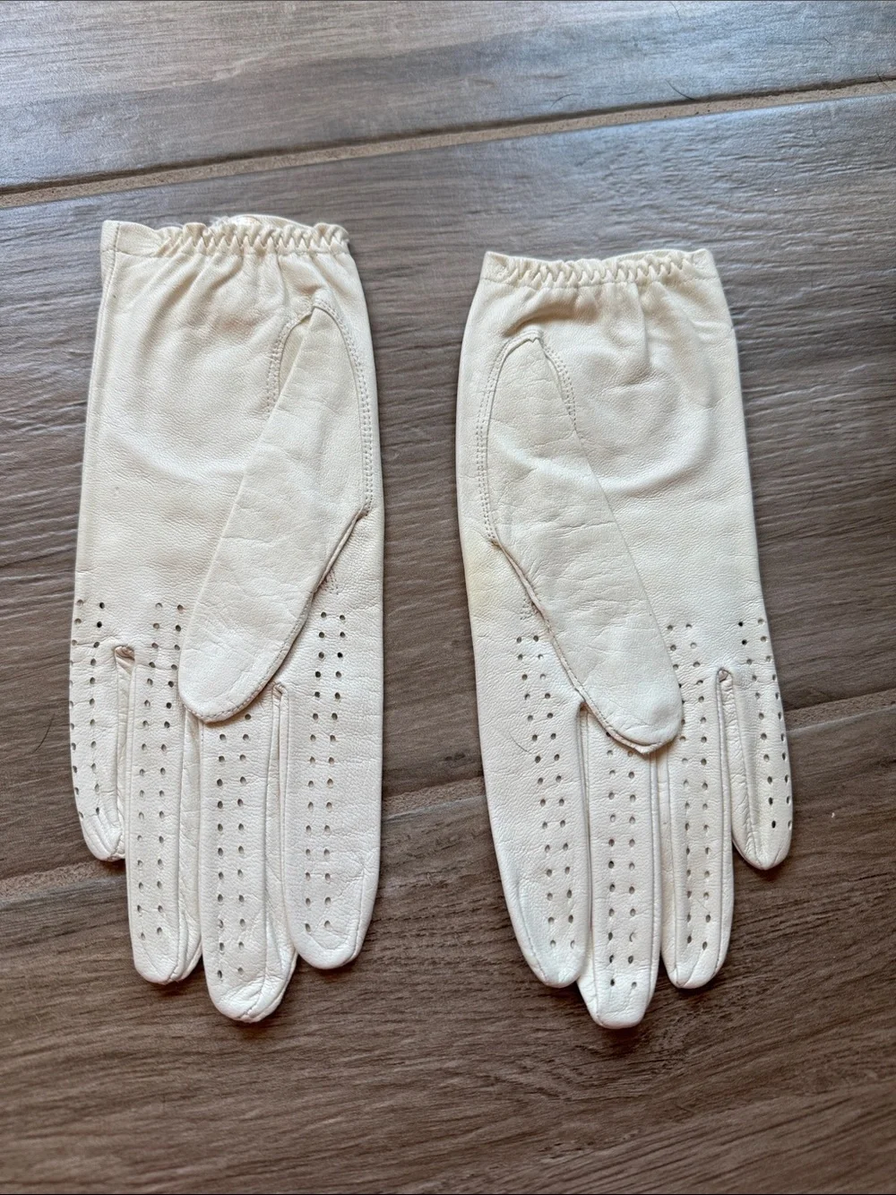 Vintage Grandeo 7 leather driving gloves